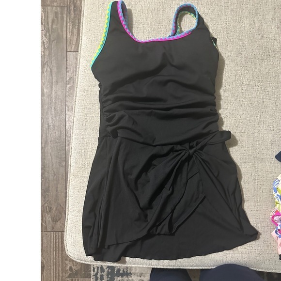 Zilcremo Swimdress Women L Black NEW Tummy Control Neon Trim Side Tie Ribbed - Picture 3 of 7